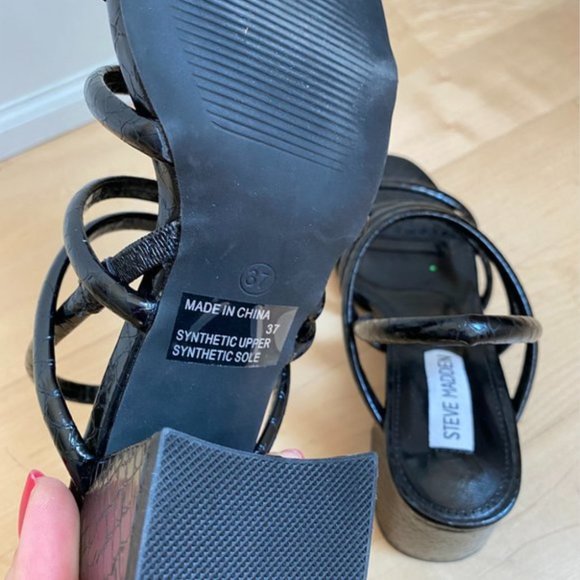 Steve Madden NEW Strappy sandal block heel Black - Picture 4 of 5